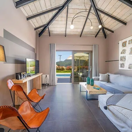 Villa Nectar By Karavomylos